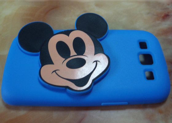 El ratón micky azul Samsung llama por teléfono a la caja del teléfono celular del caso para la galaxia 3 i9300 de Samsung