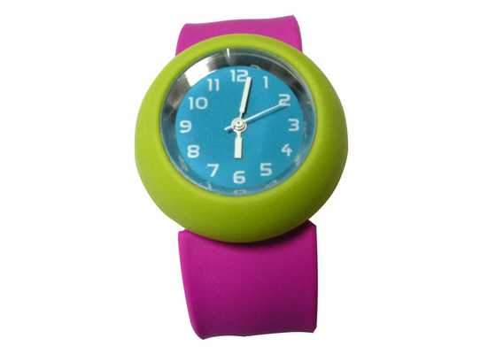 Verde caso Rosa pulsera silicona Slap relojes con logotipo impreso de seda 230 * 30 * 2 mm